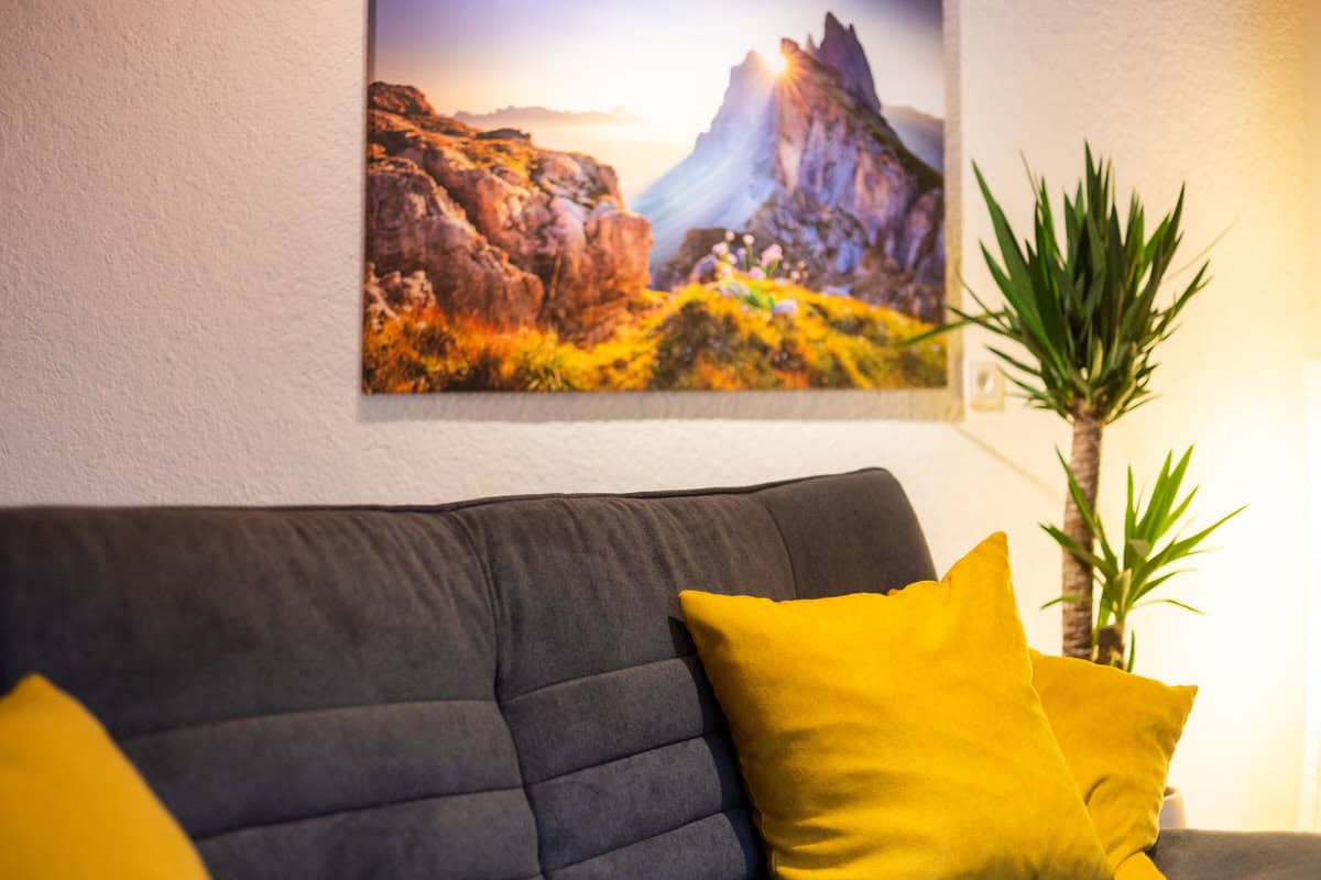 Gemütliches Ferienhaus Karl mit komfortabler Einrichtung und Naturblick.